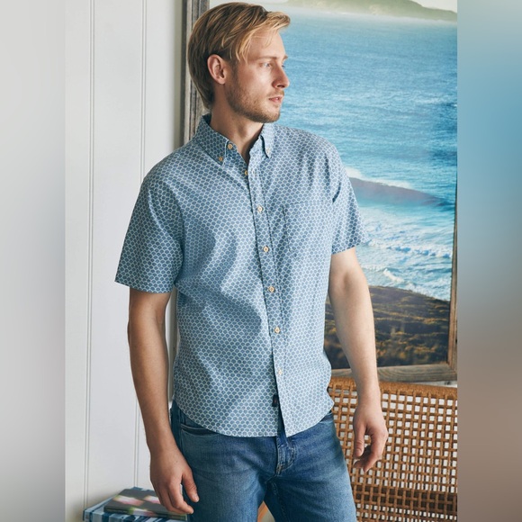 NWT FAHERTY Short Sleeve Stretch Playa Shirt Fishscale Redux SIE XL MEN’s blue